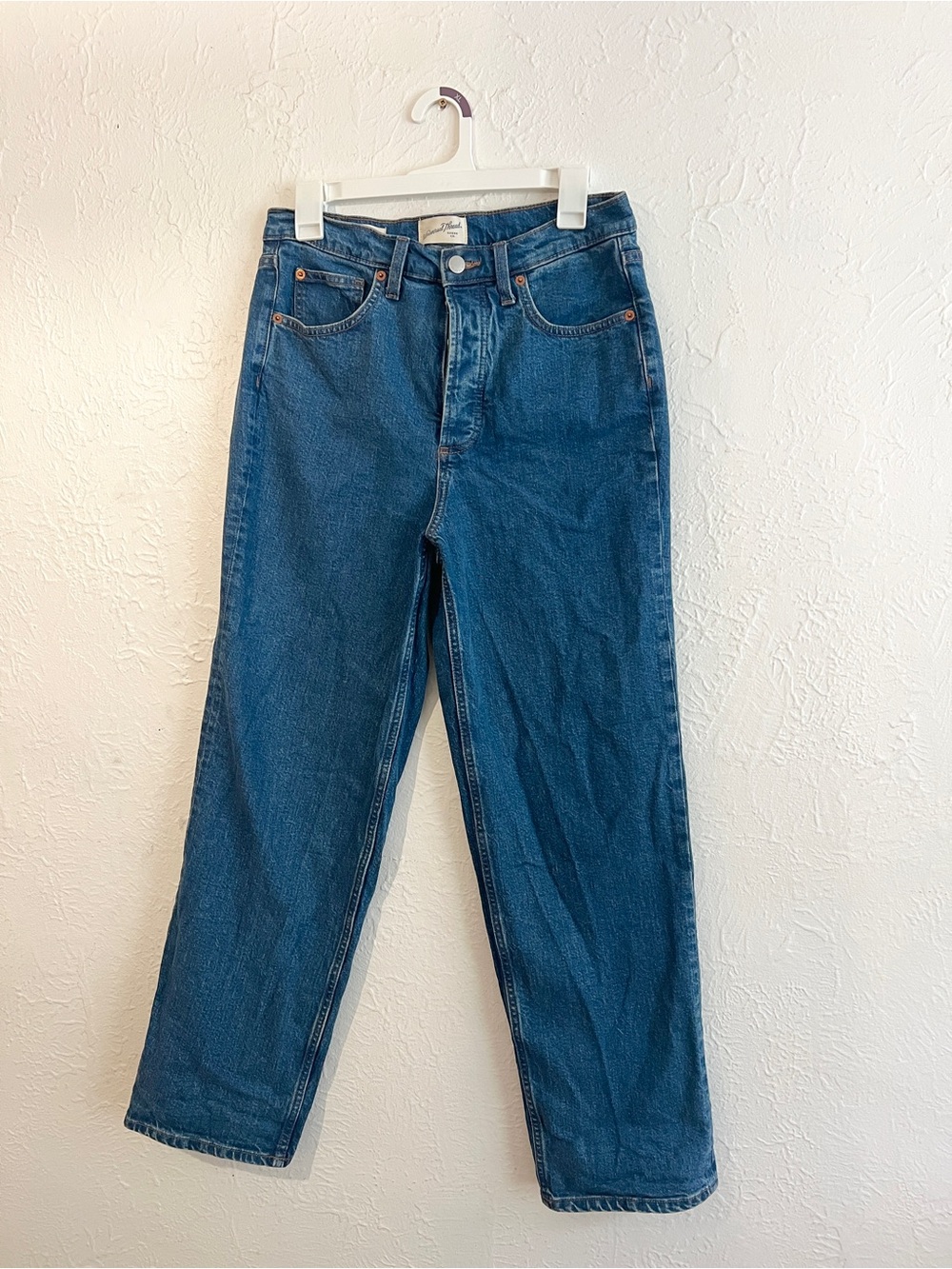 Universal Thread Women’s Highest Rise Straight Jeans